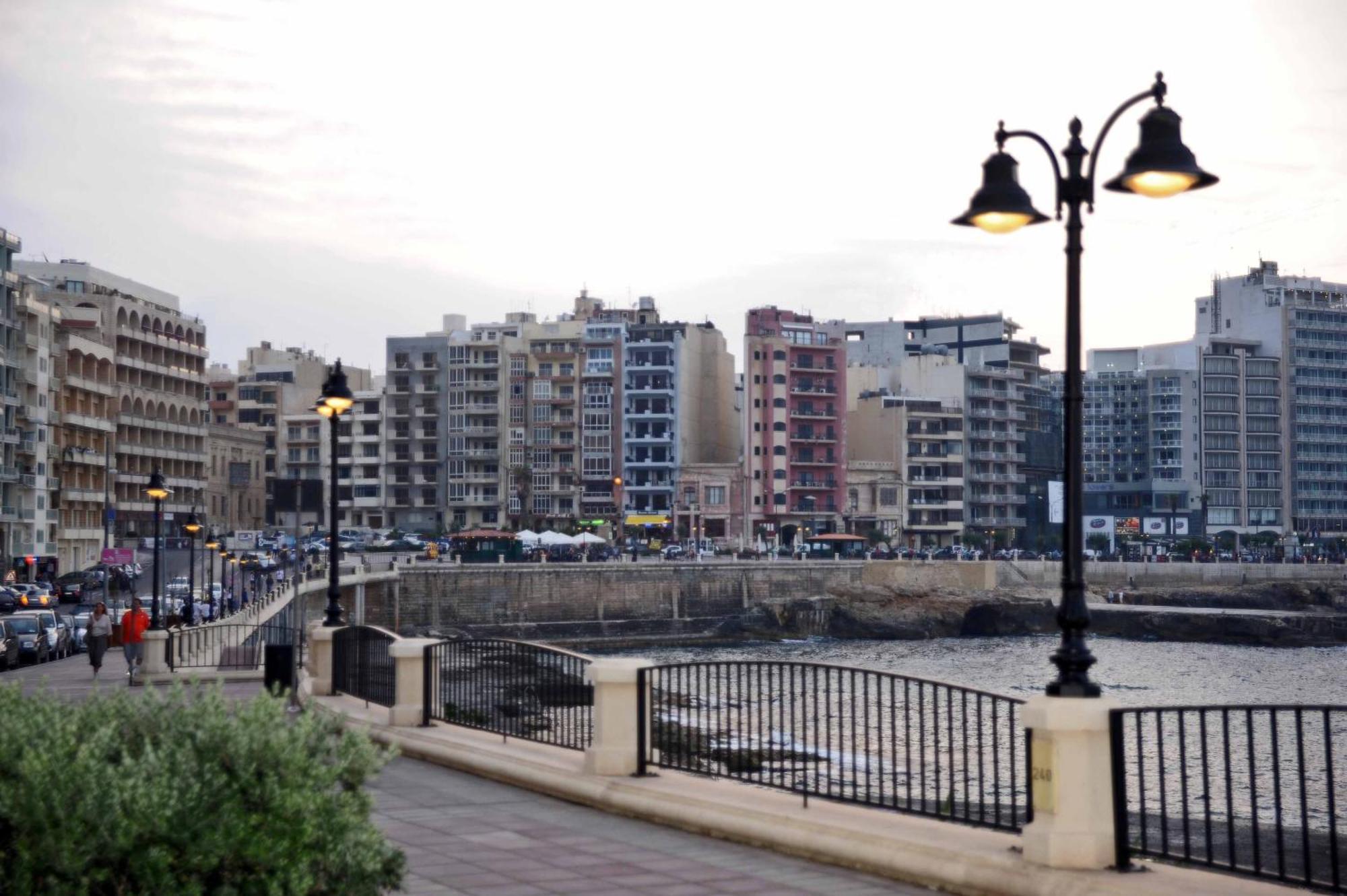 Sliema Chalet Hotel Ngoại thất bức ảnh