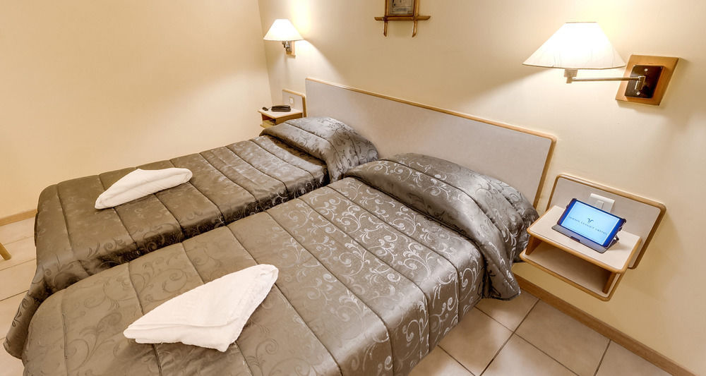Sliema Chalet Hotel Ngoại thất bức ảnh