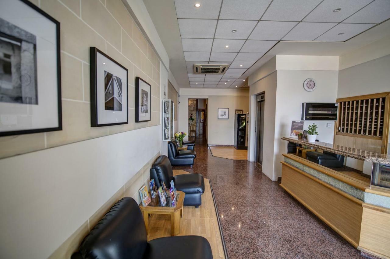 Sliema Chalet Hotel Ngoại thất bức ảnh