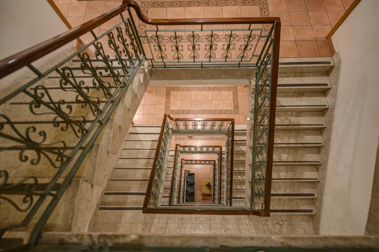 Sliema Chalet Hotel Ngoại thất bức ảnh
