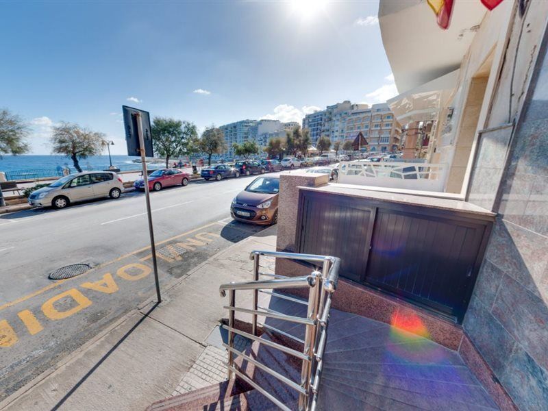Sliema Chalet Hotel Ngoại thất bức ảnh